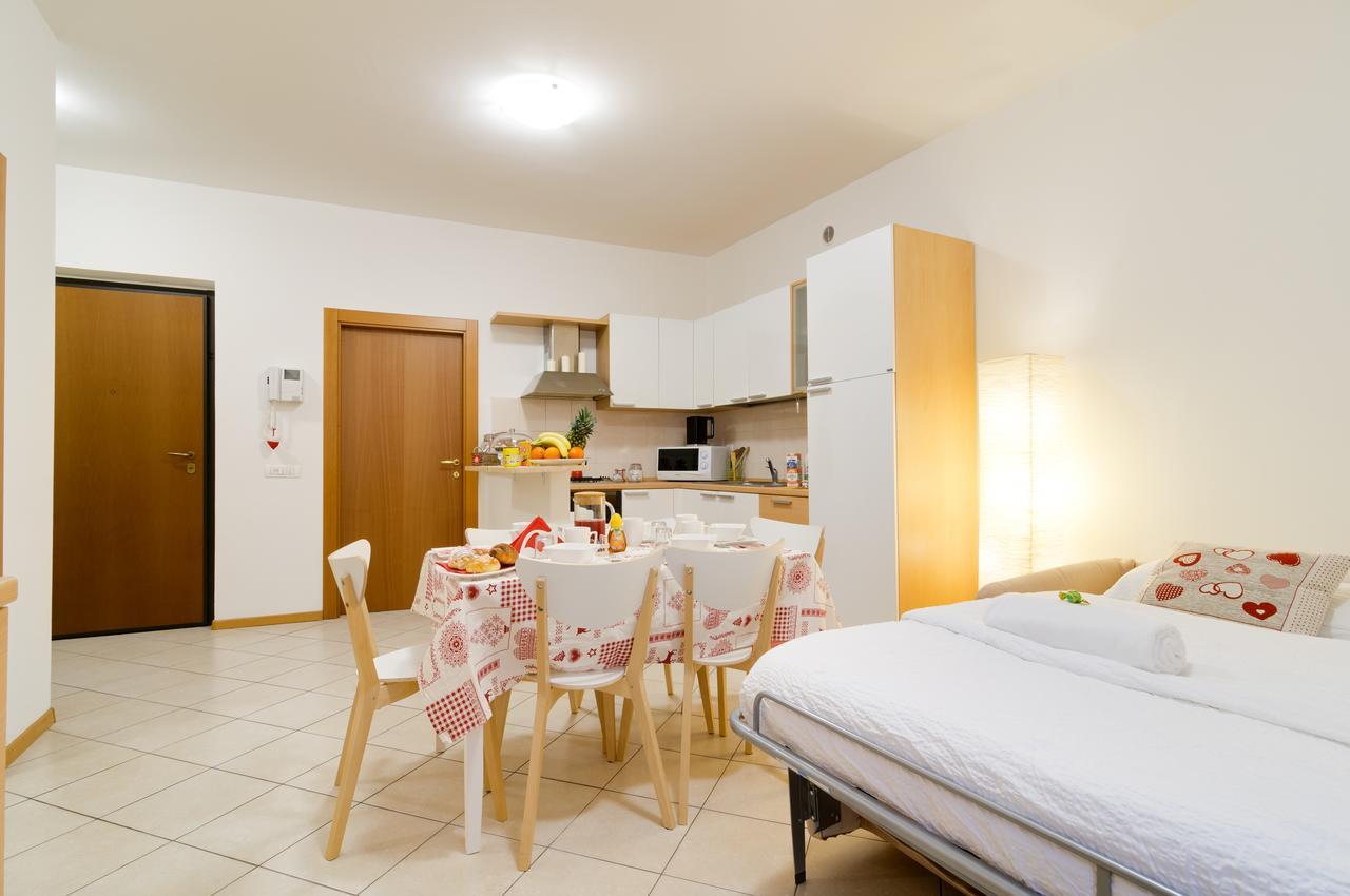 B&B And Apartments Al Duomo Trento Exterior foto